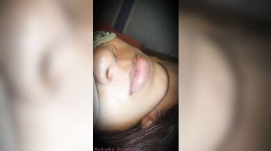 SL Wife Needs More Cocks Inside Her Pussy She Keep Asking More