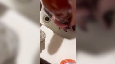 Washing my toys. Vibrators, dildos and butt plug, oh my!