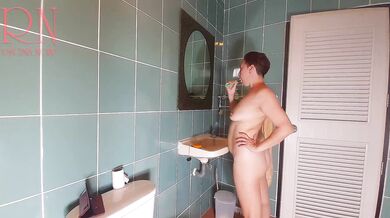 Voyeur in shower room. Maid washes shaves. Depraved housekeeper works without panties. Bathtube