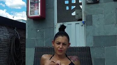 Look how I tan, while I play with my feet and soles