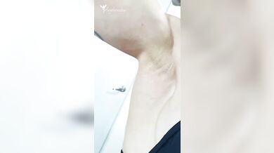 Armpits and muscles by Angelmuscles