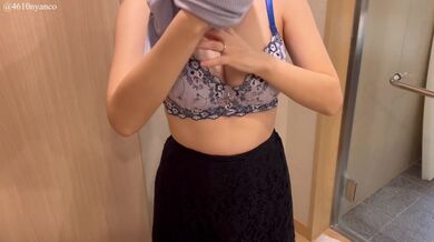 【素人個人撮影】ゆっくり服を脱いで身体を見せつけながら洗う人妻(主観/日本人カップル/乳首/巨乳/デカ尻