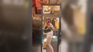 Maid In A Mirror, Dancing At Work
