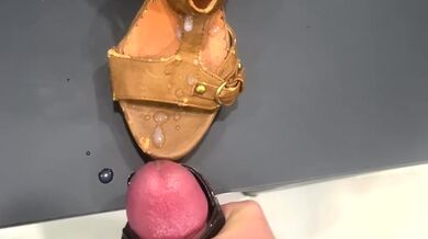 Fucking Peep Toe and Cum on Used Old Well Worn High Heels