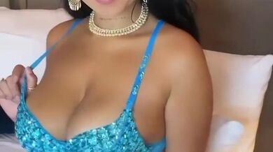 Lemme bounce this tits on your face daddy by saanvi.says from OnlyFans | Coomer