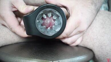 Beautiful cum from Automatic Male Masturbator
