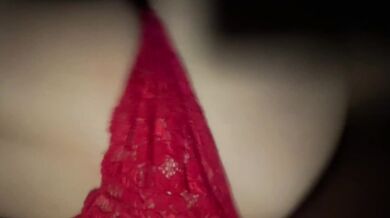 Hermana de mi mujer al fin se deja coger mientras no esta su hermana en casa.