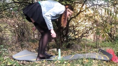 Jenny shows her pussy and plays with dildo in the real public park
