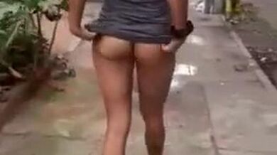 hacia calor y me quite las tangas