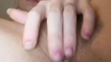 Tight Little pussy squirting