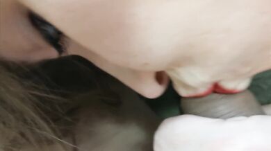 Ultra Close Up HD Licking and Coaxing Flaccid Cock to Hardness