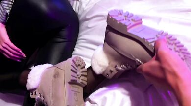 ❤️入秋的第一条????黑丝就这么无情的撕开了????The first black silk stockings in autumn were torn apart so ruthlessly