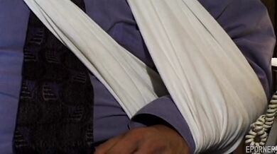 Teen Girl Decided To Help Out Older Man