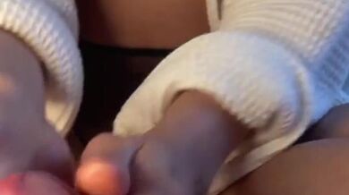 ? Gorgeous Wife Jerks Big Dick Until He Cums Hard On Her Hands