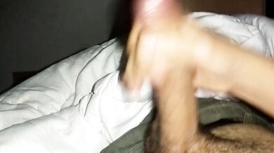 Volete farlo sborrare? JOI ITA
