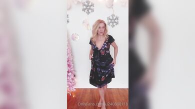 My boobs look so hot in this set! Includes video of my pussy .. by u240808118 from OnlyFans | Coomer