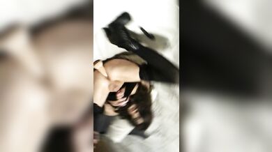 Kriss Kross Goes deep