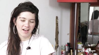 Ersties - Bathing session with Julia and her anal plug