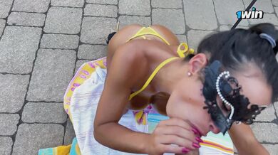 HOT stripper fucked outdoors