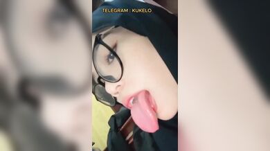 Dera Anjela Bahan Primadona Kena Crot Mulut Ayank