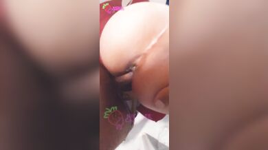 Me dejan toda abierta con el pantalon en las piernas