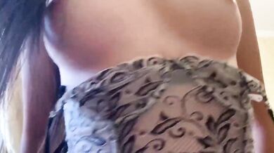 брюнеточка хочется страсти