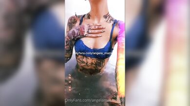 Teen Live Stream Boob Slip