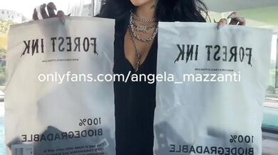 Sexy Teen’s Live Dance Mishap Trends Wildly Online