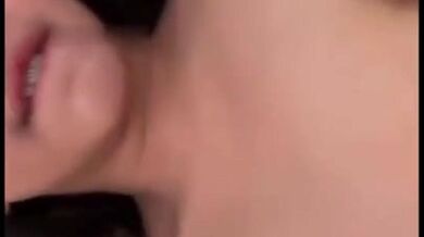 Viral Pramugari Cantik Vina Septiasa Diboyong Pilot Tampan Robin