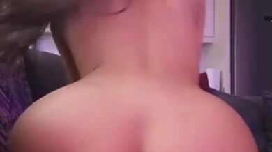 I love playing with myself. Would you like to play with me?