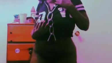 Sexy ebony bbw vibing Nude