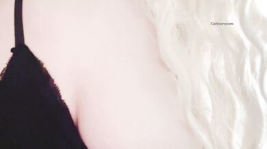 Showing you my new lingerie top and pants! Riding a pillow!