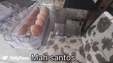 GOSTOSA MOSTRA BUCETA NO ESPELHO