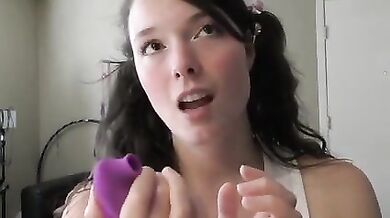 Sucking and Licking Vibrator Sex Toy Review (Tigger Rosey)