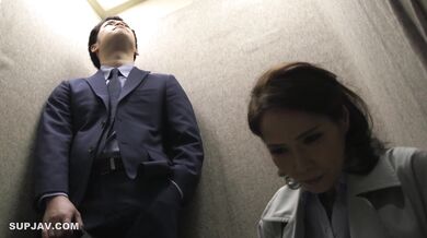 On A Stormy Night, I'm Trapped In The Office With My Female Boss, Juri Yamaguchi