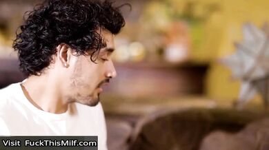 Naughty milf rayveness flashes huge natural boobs while being drawn by artist stepson