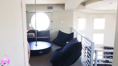 Blonde Milf Titties! Jugs for Wiener Hugs: Kate Dee porn (Kyle Mason)