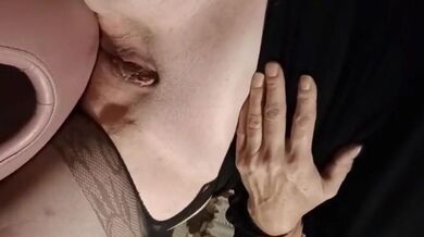 French MILF Solo Masturbation - Amateur Homemade Orgasm & Close Up Pussy