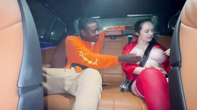 uber ride turns into deepthroating blowjob
