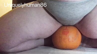 Peeing my pants for Halloween ???? Soaking my pumpkin in pee!