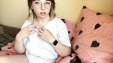 Sexy brunette in homemade clothes shows her tits