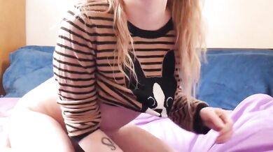 Footfetish With Teen Whore