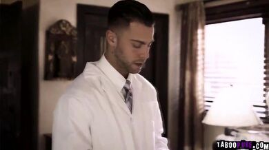 Chloe Cherry tag team by two juicy cocks porn