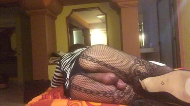 Tranny Throatgasm - Cumming while sucking a dildo in minute 7