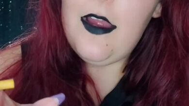 Nicki Pie Smoking JOI