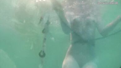 Super hot underwater swimming babe Rusalka