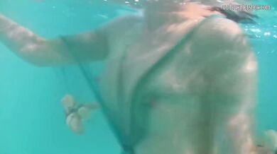Super hot underwater swimming babe Rusalka