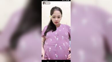 Mamah Muda Yg Sedang Hamil Live Sambil Ngobrol