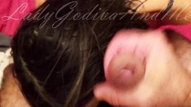 Mi fa un pompino in ginocchio e le sborro sui capelli! ???????????? Troia italiana sottomessa e umiliata