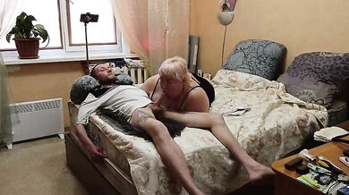 Stepmother Blowjob With Cum Swallow - Zona901